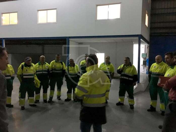 Personal de la nueva UTE (Foto TA)